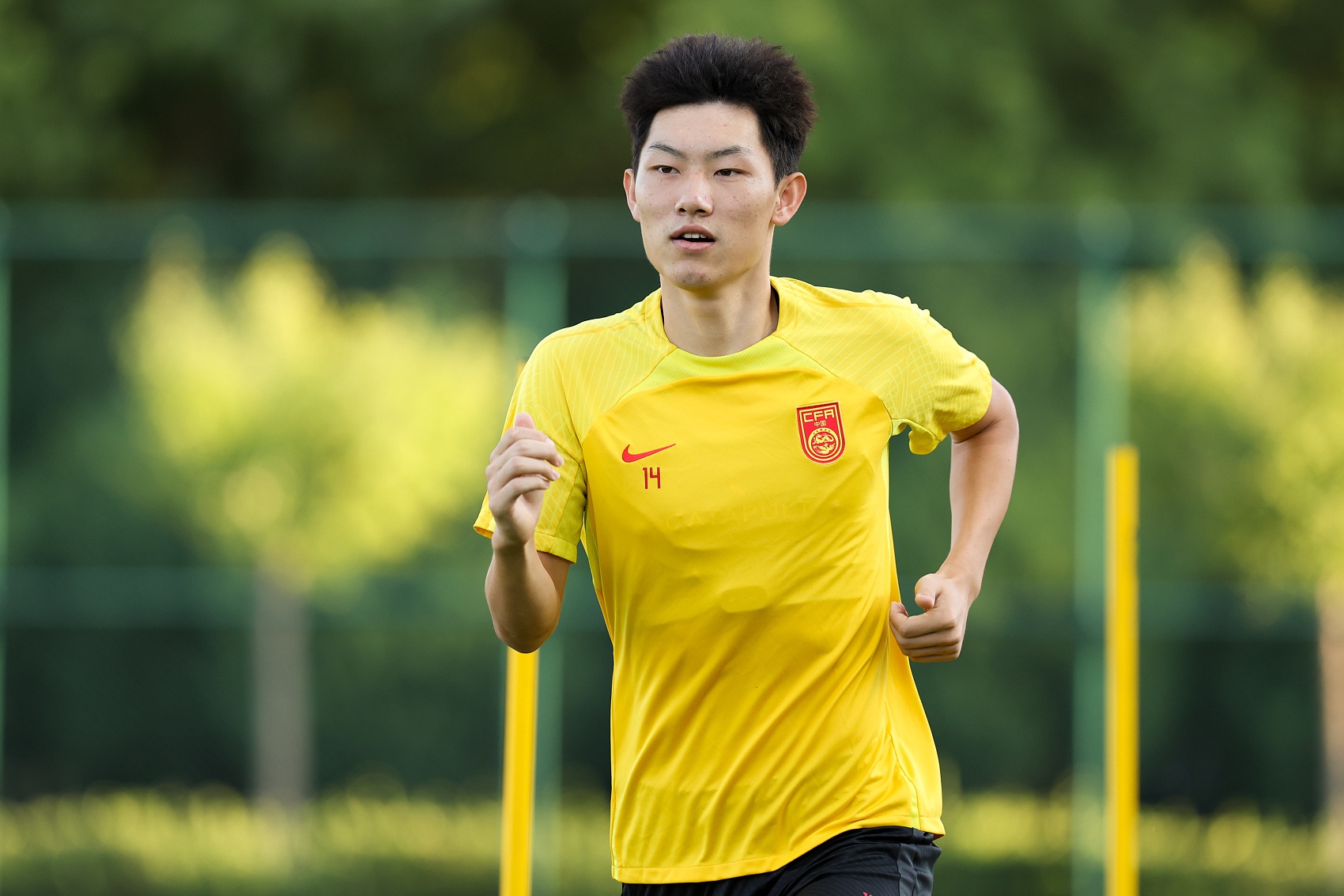 魯媒：泰山隊(duì)抵達(dá)梅州五外援齊整，四名國腳可出戰(zhàn)史松宸隨隊(duì)